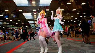 @karibunne Princess Peach
@steph.bh Rosalina